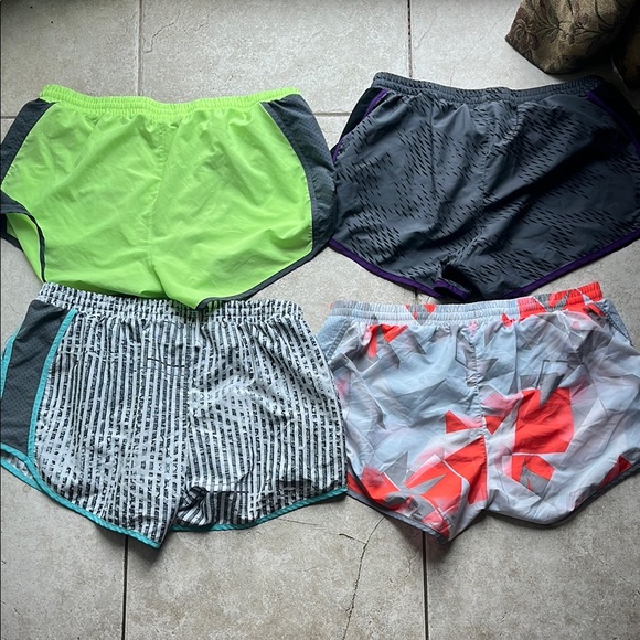 Under Armour Green and Gray Athletic Shorts Lightweight Performance - Picture 3 of 3